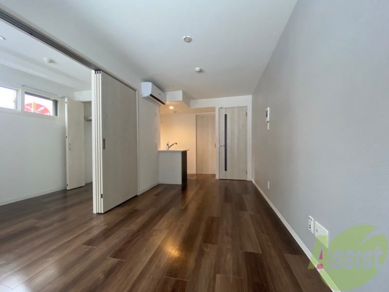 居室・リビング　広くてキレイなお部屋が広がっていて、充実した生活が送れそう。