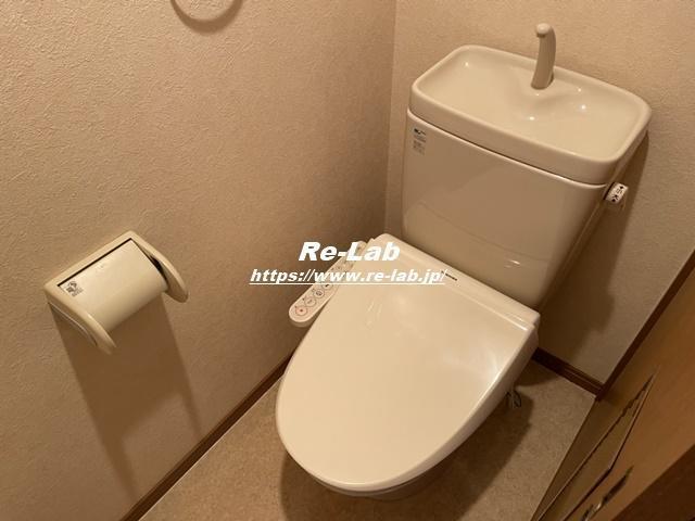 トイレ　反転タイプあり