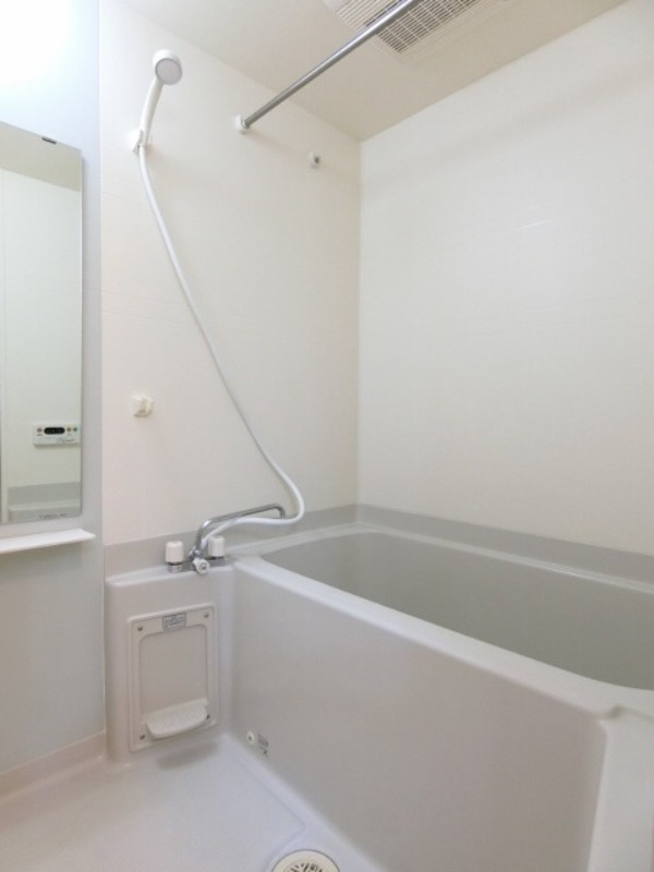 バス・シャワールーム　図面と現状に相違がある場合には現状を優先