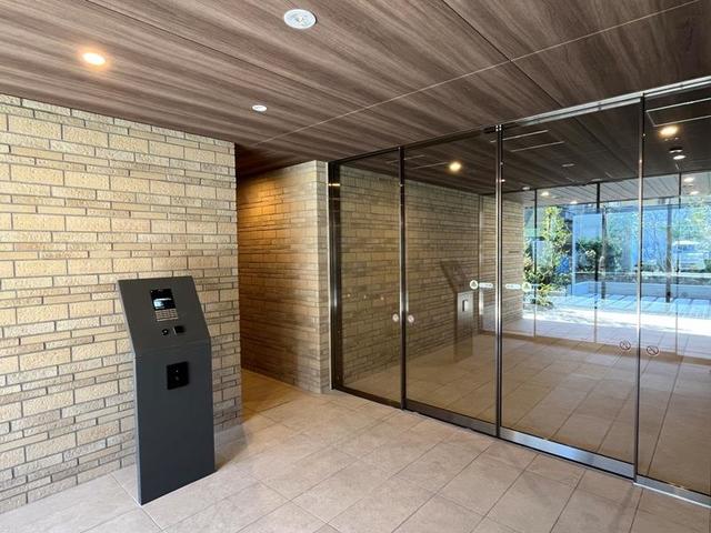 エントランス　建物の内部です
