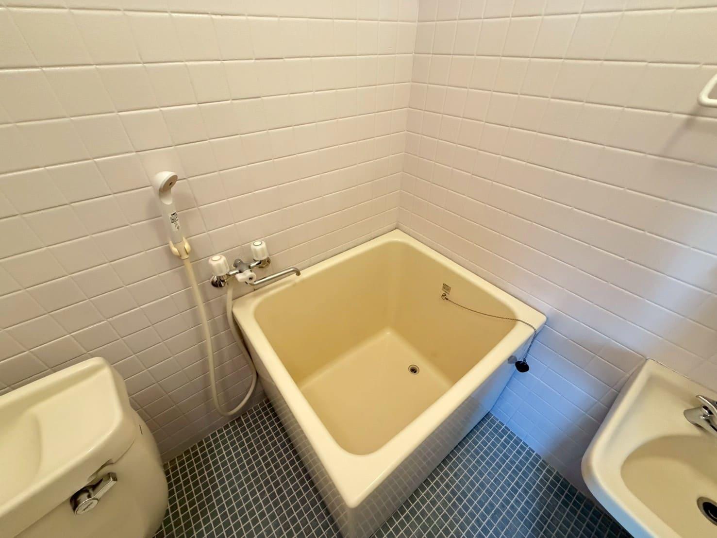 バス・シャワールーム　バス☆