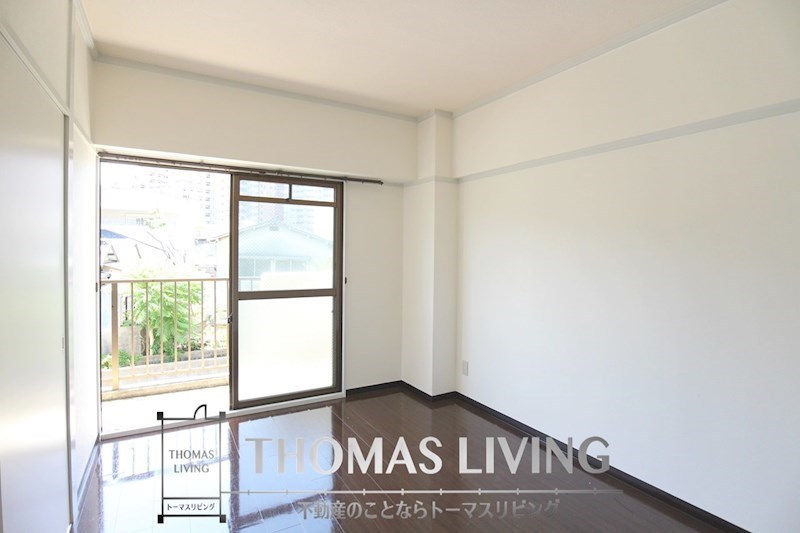 居室・リビング　実際のお写真を準備中の為、別タイプのお写真をご参考下さい。