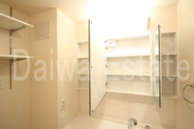 洗面設備　３０３洗面台