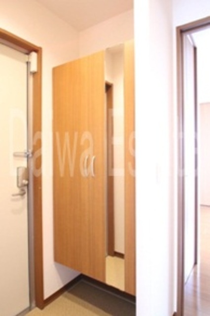 玄関　３０３玄関