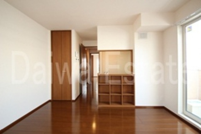 居室・リビング　３０３居室