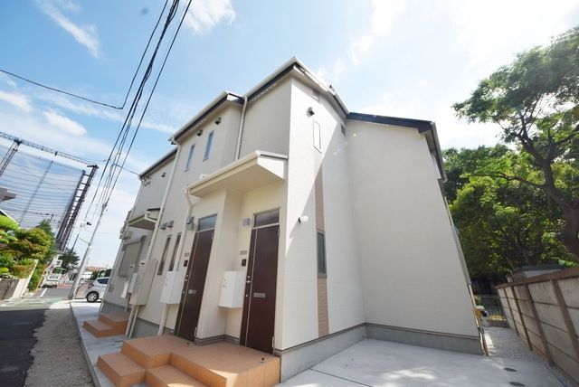 建物外観　お問い合わせはタウンハウジングまで