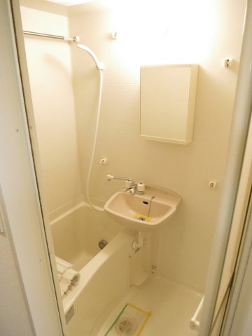 バス・シャワールーム　バス