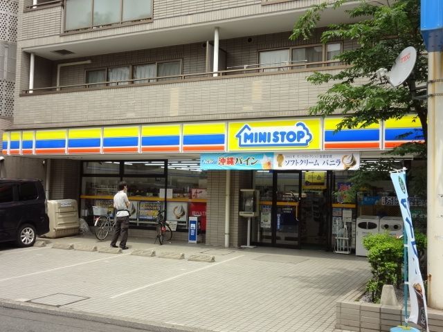 コンビニ　ミニストップ西八王子南口店（コンビニ）まで222m