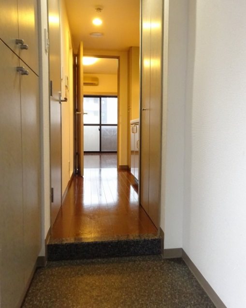 玄関　★見学予約受付中★