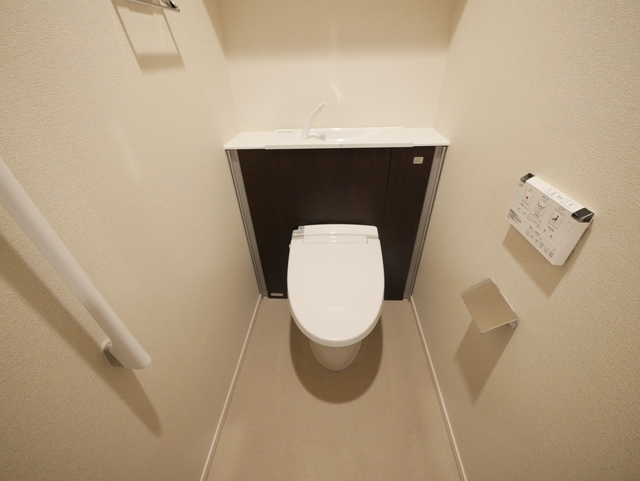 トイレ　★人気のウォシュレット機能付きのトイレです★