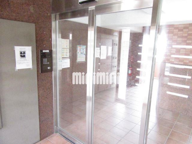 セキュリティ　エントランスはオートロック式です。