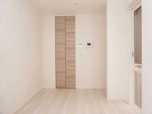 居室・リビング　内装