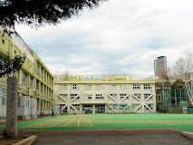小学校　猿楽小学校（小学校）まで111m