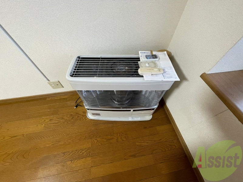 その他設備　灯油暖房です。札幌の寒い冬もこれで大丈夫！