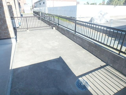 庭　１号室写真参照