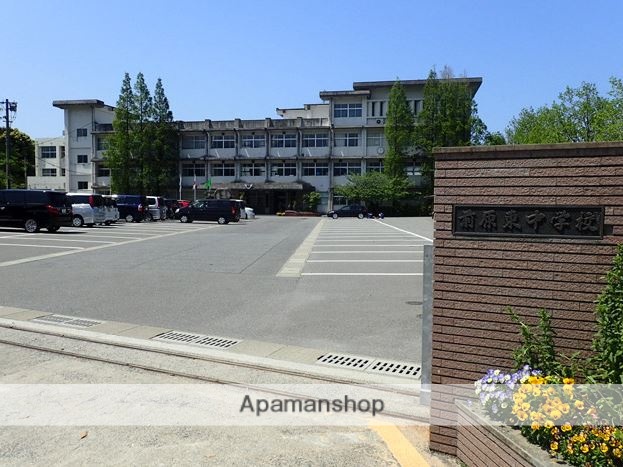 中学校　前原東中学校（中学校）まで2036m