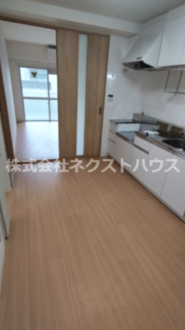 居室・リビング　別部屋参考写真です