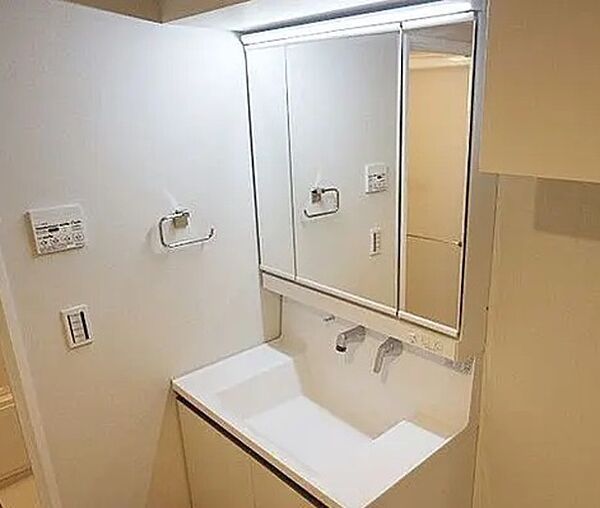 洗面設備　別タイプ部屋　参考写真です