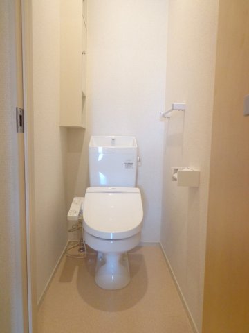 トイレ　清潔感のあるトイレです