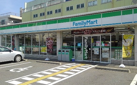 コンビニ　コンビニ（コンビニ）まで298m