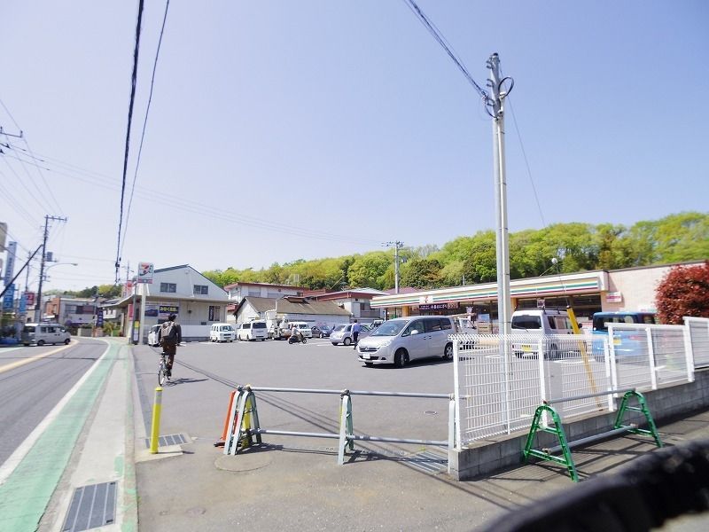 コンビニ　セブンイレブン 東大和高木1丁目店（コンビニ）まで750m