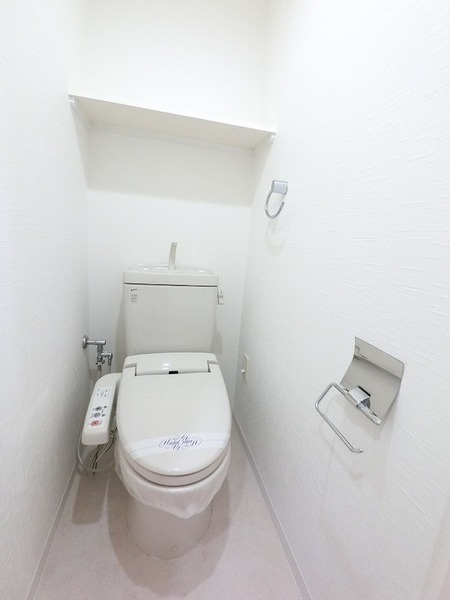 トイレ　ウォシュレットです