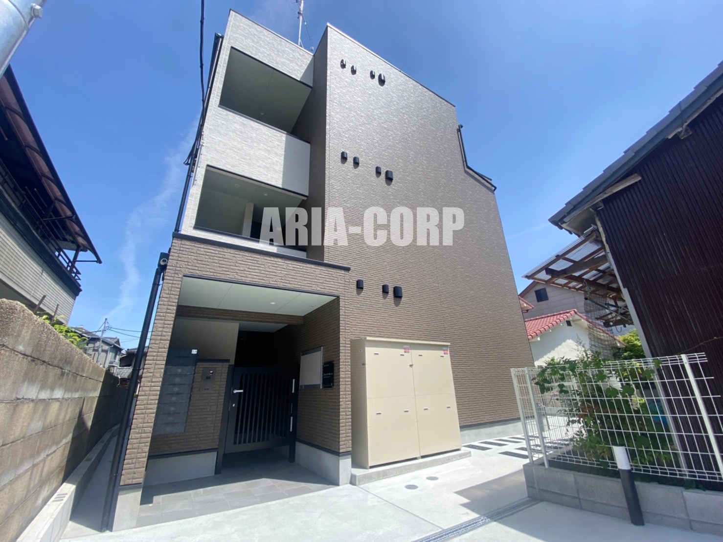 建物外観　2022年完成、大手ハウスメーカー施工デザイナーズアパート！
