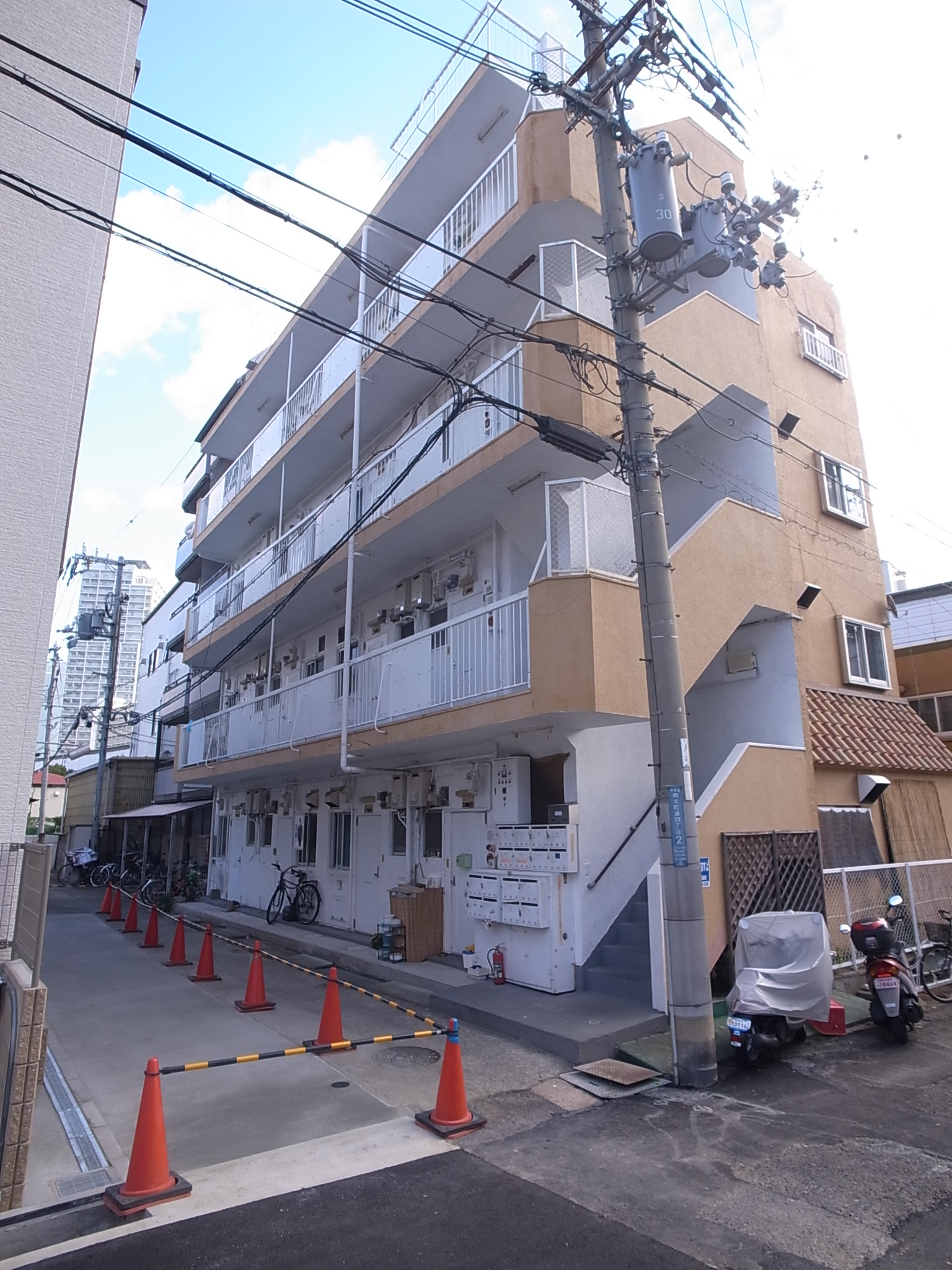 建物外観