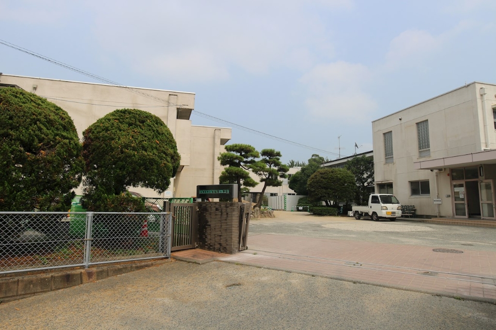 小学校　太宰府市立水城西小学校（小学校）まで1268m