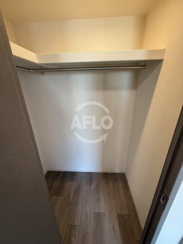 収納　プレサンス東小橋エレディータ　ウォークインクローゼット