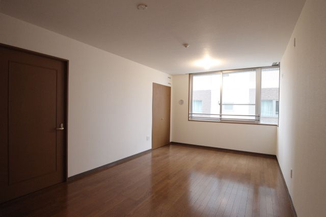 居室・リビング　＊写真は同タイプ住戸です。