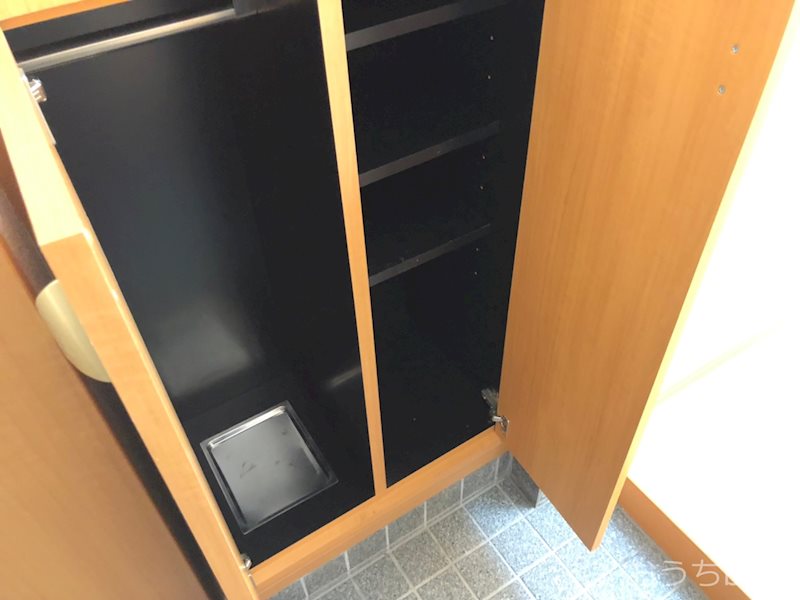 その他設備　下駄箱下部です
