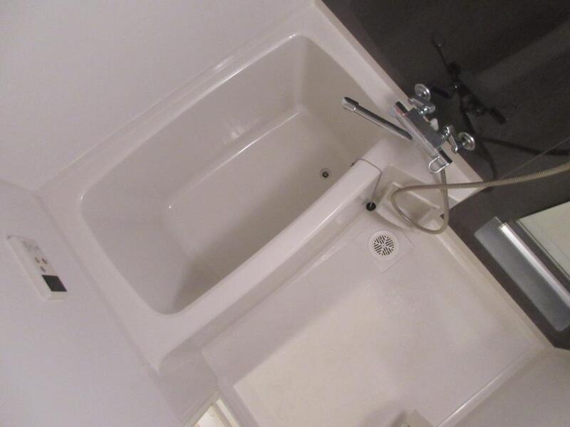 バス・シャワールーム　お湯に浸かって１日の疲れを癒して下さい