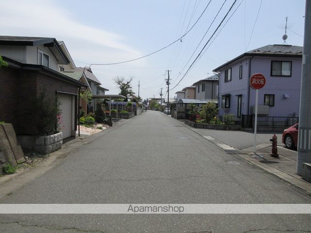 その他　周辺道路（その他）まで0m