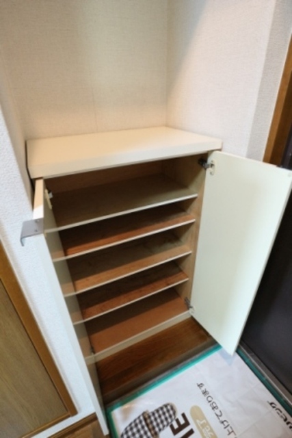 玄関　シューズボックス