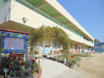 幼稚園・保育園　市立加茂幼稚園（幼稚園・保育園）まで358m