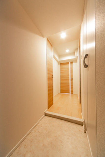 玄関　※写真は同タイプ住戸です。
