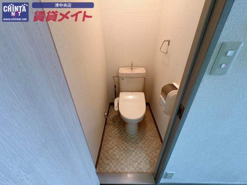 トイレ　別部屋参考写真です