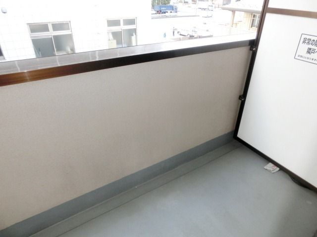 バルコニー　バルコニー