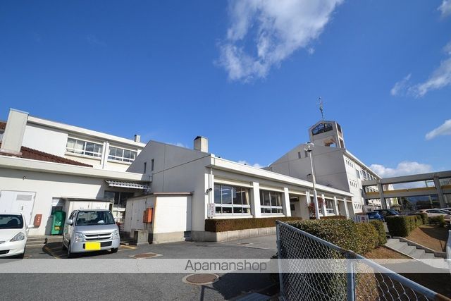 小学校　西条小学校（小学校）まで1097m