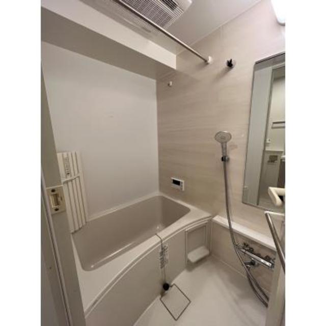 バス・シャワールーム　※写真は同タイプ住戸です。