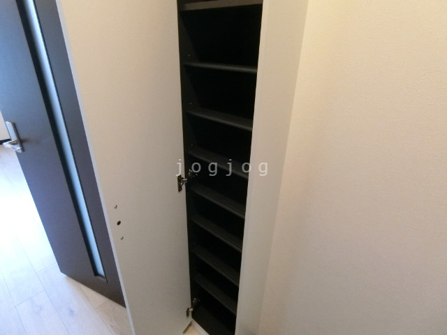 収納　靴箱