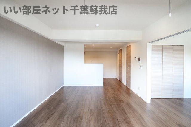 居室・リビング　おしゃれなリビングです 同じ建物の別のお部屋の写真になります