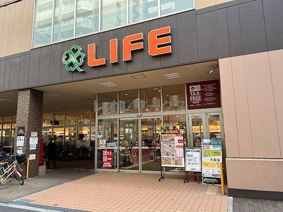 スーパー　ライフ堺筋本町店（スーパー）まで365m