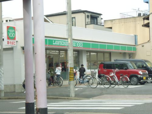 コンビニ　ローソンストア100 南区道徳新町店（コンビニ）まで618m