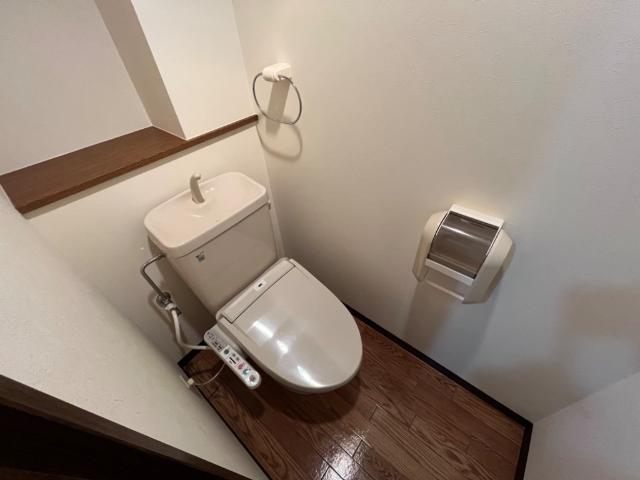 トイレ　シャワー付トイレ