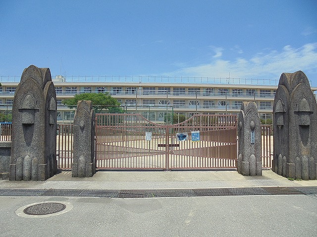 小学校　旭小学校（小学校）まで1064m