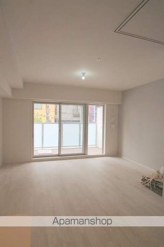 OPUS RESIDENCE 心斎橋 SOUTHの居間写真