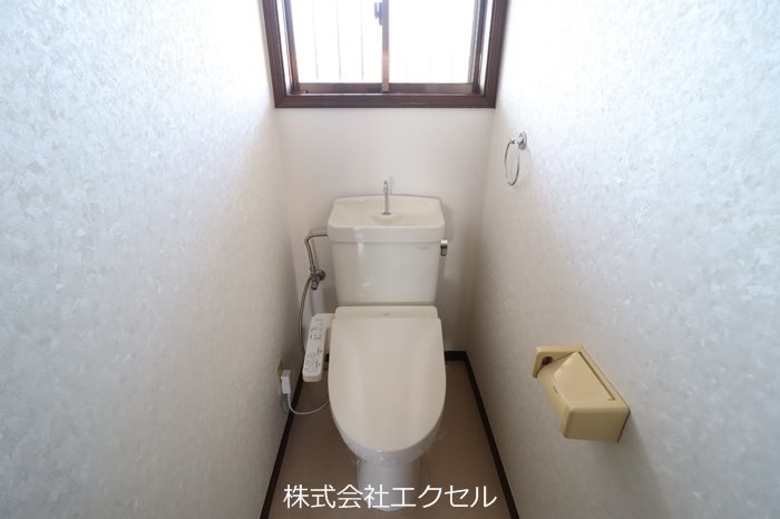 西武新宿線 久米川駅 徒歩16分 2階建 築33年のトイレ写真