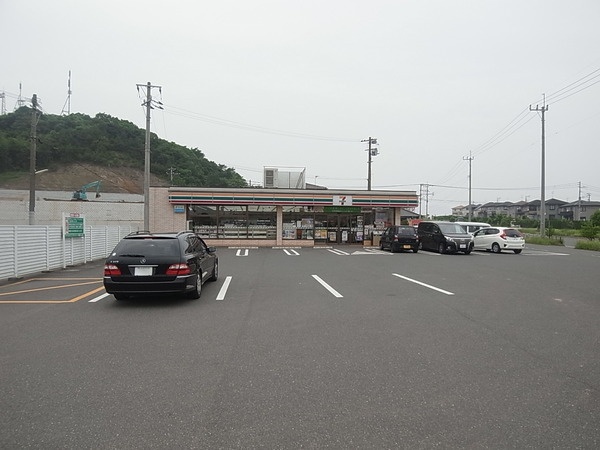 コンビニ　セブンイレブン福岡苅田小波瀬店（コンビニ）まで638m